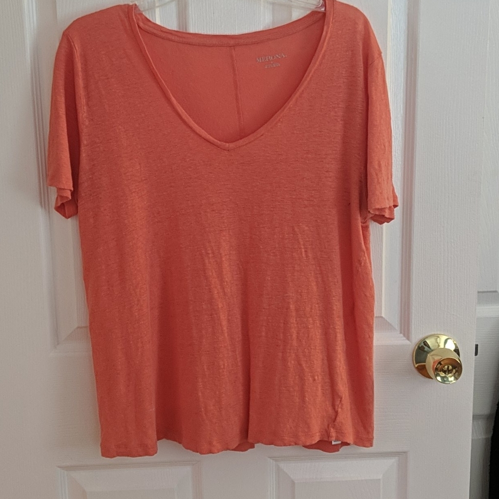 Basic T-Shirt